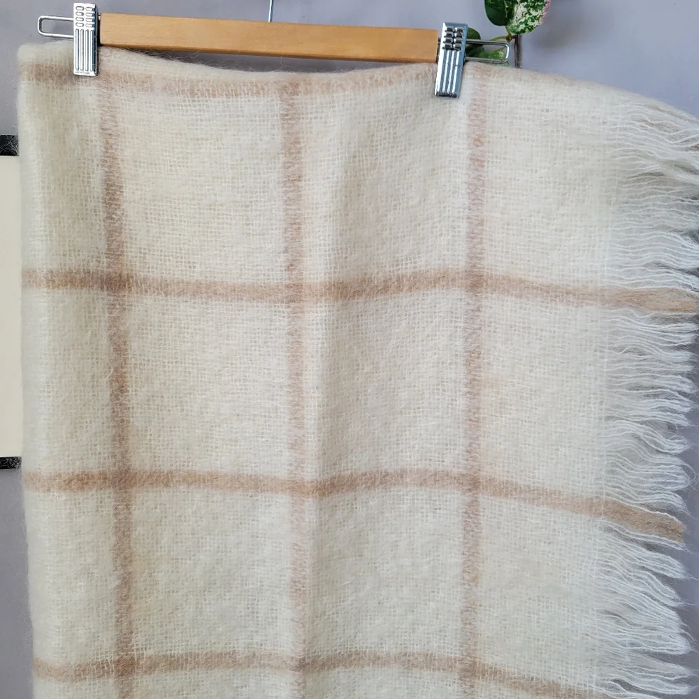 Foxford Woollen Mills Mohair Fringe Throw Rug Cream Tan 38